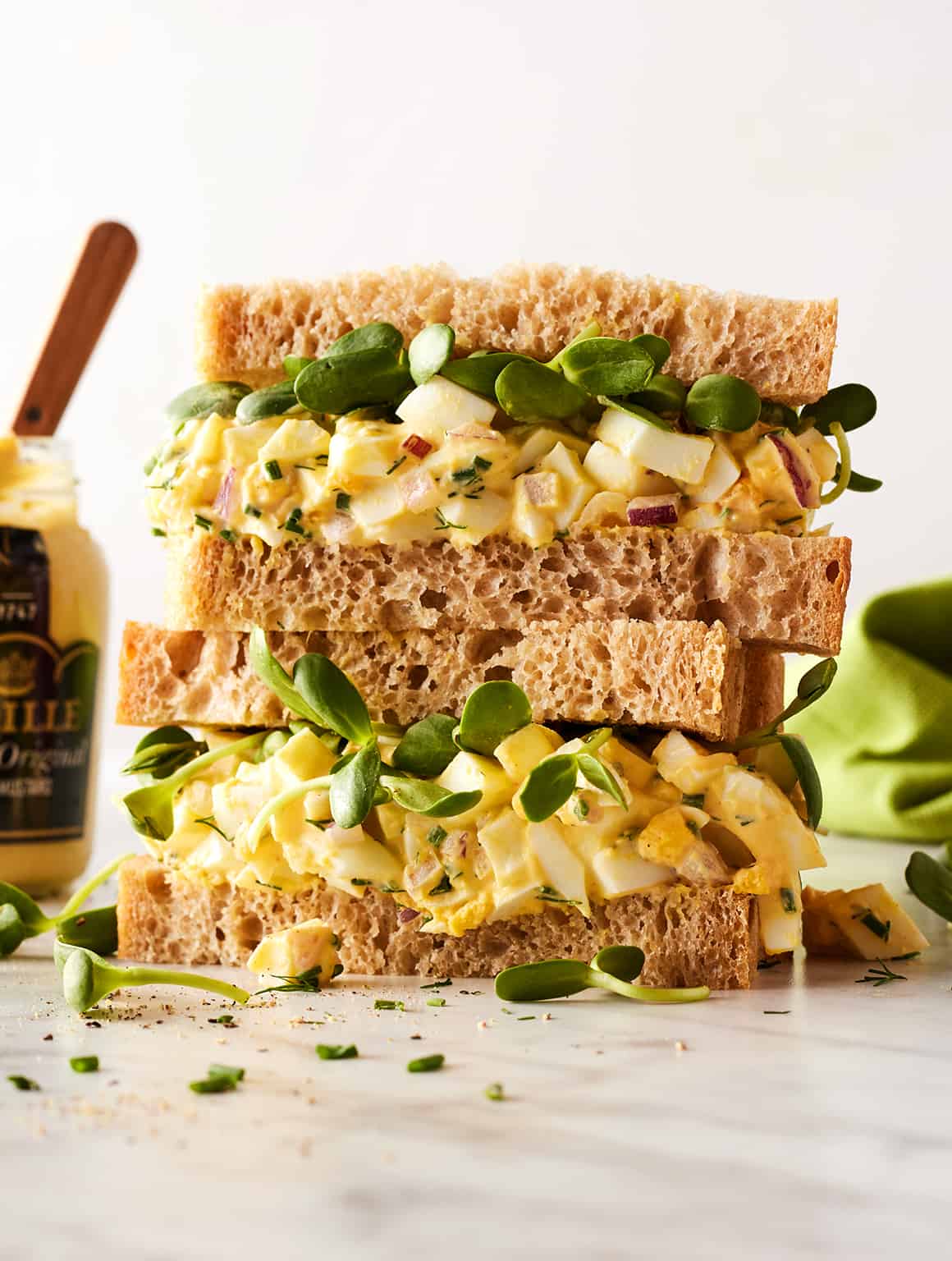 Egg salad sandwich